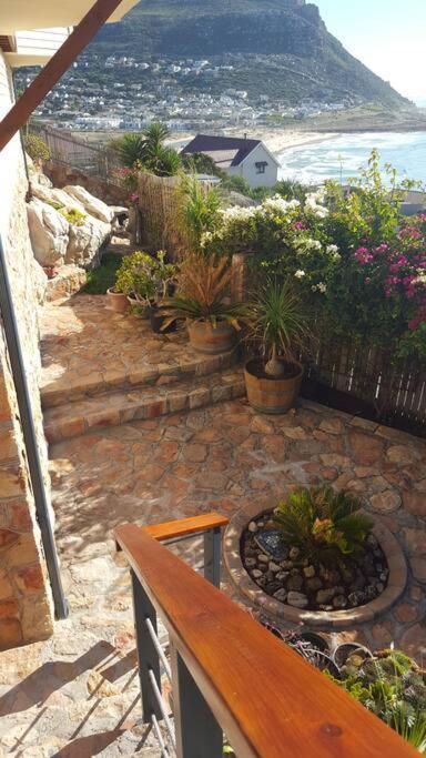 18 Steps - Seaside Cottage With Breathtaking Views Città del Capo Esterno foto